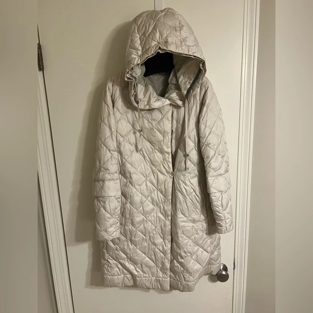 Max Mara Cube Collection Coat, size 4 - Picture 2 of 12
